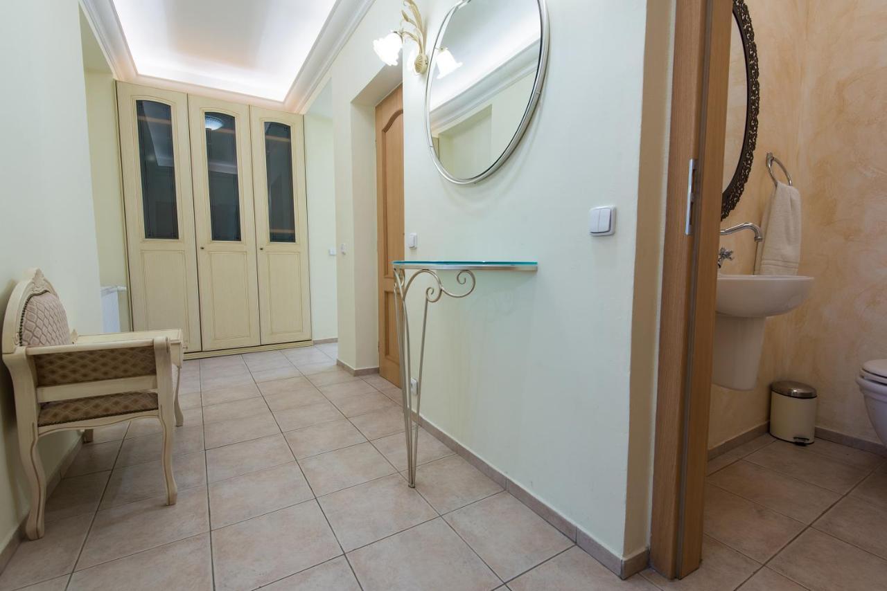 Spa Apartments Bulharska Karlovy Vary Exterior photo